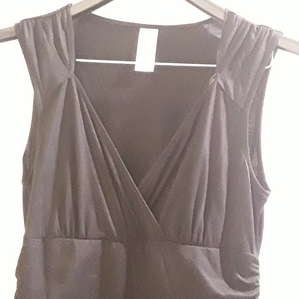 Sleeveless, black, v neck, summer dress